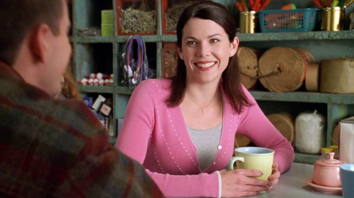 Sempre impressionada com os roteiros de <i>Gilmore Girls</i>, Lauren Graham revela trama que fãs odiaram